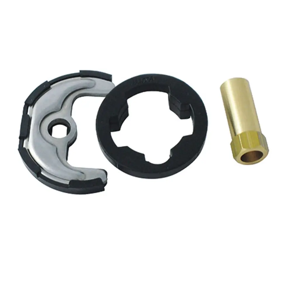 Befestigungssatz bestehend aus drei Teilen: einer metallischen Halterung, einem schwarzen Kunststoffring und einer goldfarbenen Gewindestange, zum Austausch bei Kludi-Produkten.